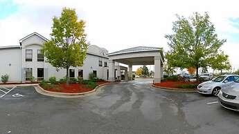 Clarion Pointe Apex – Holly Springs