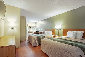 HomeTowne Studios by Red Roof Phoenix - Dunlap Ave