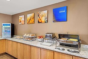 Comfort Inn & Suites Albuquerque Downtown