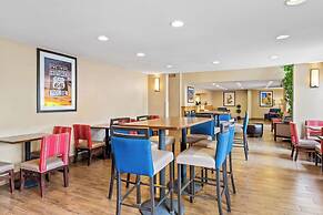 Comfort Inn & Suites Albuquerque Downtown