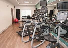 Holiday Inn Express & Suites Norfolk by IHG