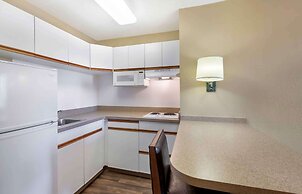 Extended Stay America Suites Cleveland Airport North Olmsted