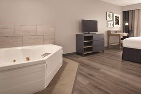 Country Inn & Suites by Radisson, Waterloo, IA