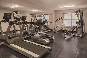 Country Inn & Suites by Radisson, Waterloo, IA