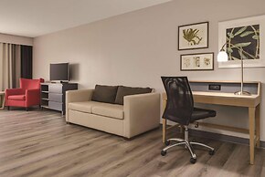 Country Inn & Suites by Radisson, Waterloo, IA