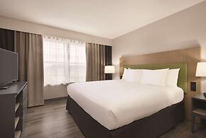 Country Inn & Suites by Radisson, Waterloo, IA