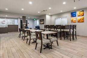 Comfort Inn & Suites Liverpool - Syracuse