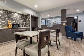 Comfort Inn & Suites Liverpool - Syracuse