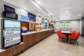 Holiday Inn Express Saint Simons Island by IHG