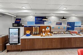 Holiday Inn Express Saint Simons Island by IHG