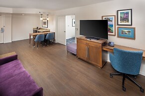 Hampton Inn & Suites Asheville Airport