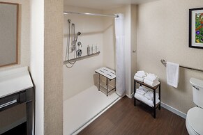Hampton Inn & Suites Asheville Airport
