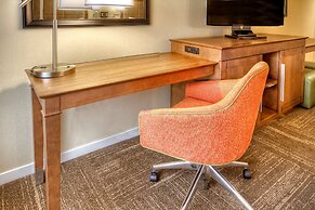 Hampton Inn & Suites Asheville Airport