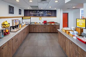 Hampton Inn & Suites Asheville Airport