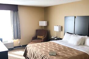 Quality Inn & Suites Mendota near I-39