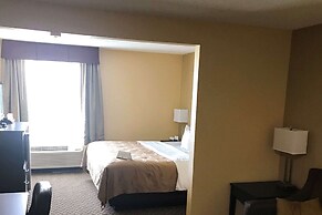 Quality Inn & Suites Mendota near I-39