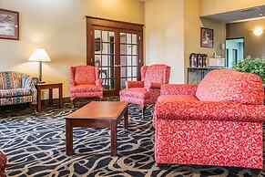 Quality Inn & Suites Mendota near I-39