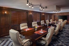 The Elms Hotel & Spa, a Destination by Hyatt Hotel