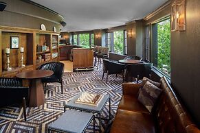 The Elms Hotel & Spa, a Destination by Hyatt Hotel
