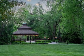 The Elms Hotel & Spa, a Destination by Hyatt Hotel