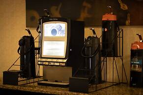 Monument Inn & Suites