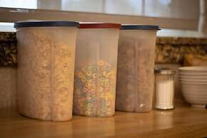 Monument Inn & Suites