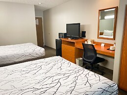 Monument Inn & Suites