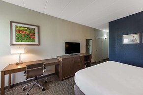 Comfort Inn & Suites Tipp City - I-75