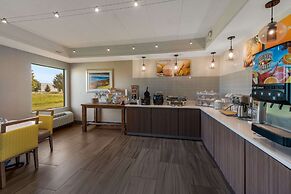 Comfort Inn & Suites Tipp City Dayton North I-75