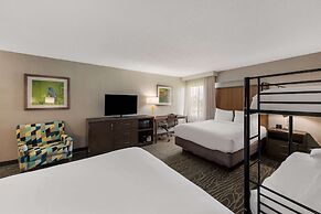 Comfort Inn & Suites Tipp City Dayton North I-75