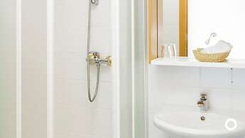 Center Hotels Skjaldbreið