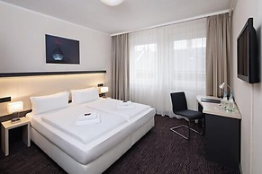 Dietrich-Bonhoeffer-Hotel