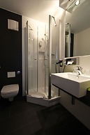 Dietrich-Bonhoeffer-Hotel