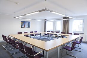 Dietrich-Bonhoeffer-Hotel