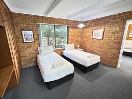 Golden Sands Motor Inn Forster