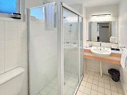 Golden Sands Motor Inn Forster