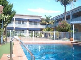 Golden Sands Motor Inn Forster