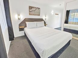 Golden Sands Motor Inn Forster