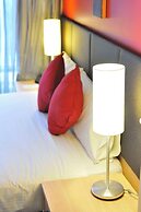 Metro Apartments on Bank Place