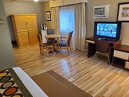 Super 8 by Wyndham Duncan