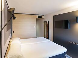 ibis Laon