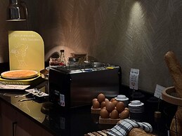 Mercure Paris Arc de Triomphe Wagram