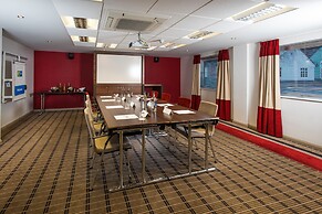 Holiday Inn Express Warwick - Stratford-upon-Avon by IHG