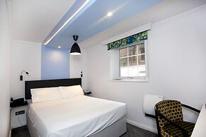 St James Hotel, BW Premier Collection