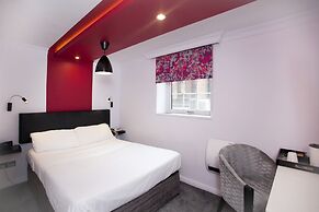 St James Hotel, BW Premier Collection