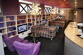 St James Hotel, BW Premier Collection