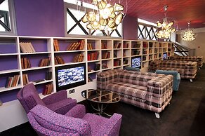 St James Hotel, BW Premier Collection