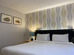 Brook Marston Farm Hotel