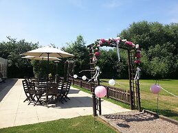 Brook Marston Farm Hotel