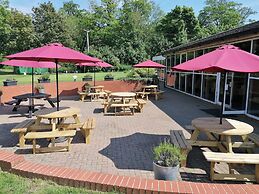 Manor of Groves Hotel, Golf & Health Club